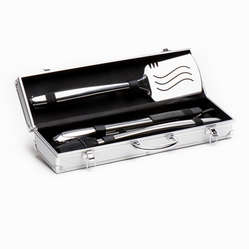 3 PIECE BARBECUE SET WITH CASE